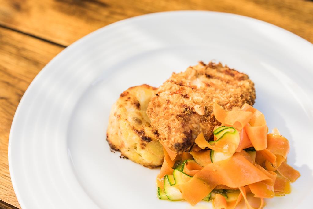 Restaurace A Penzion U Doubku Břeclav Εξωτερικό φωτογραφία